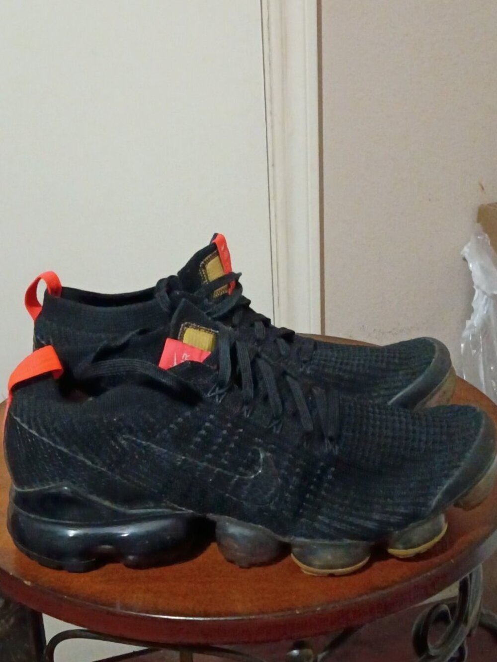 Nike Air VaporMax Flyknit 3 Black/Snakeskin/Crimson Size 9 (AJ6900-023)